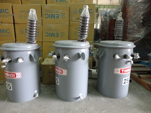 Máy biến áp gia đình