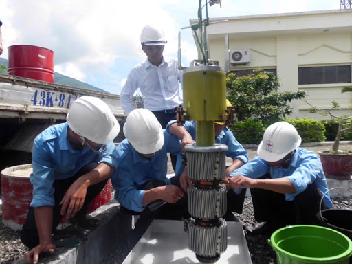 thay dầu máy biến áp